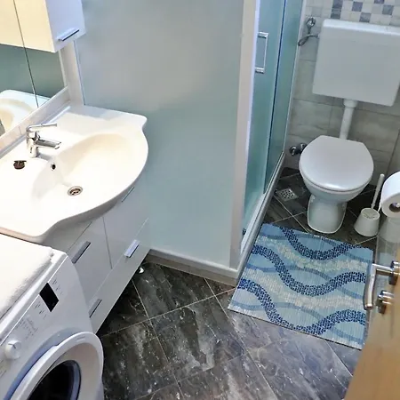 Apartamento With Parking Space Seline, Paklenica - 25430